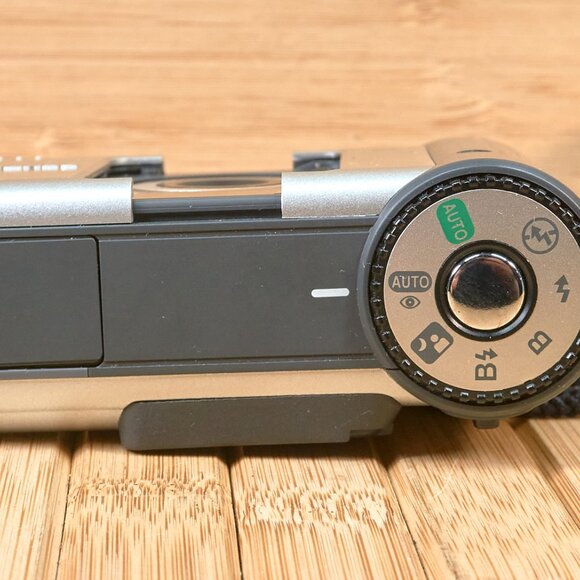 Pentax Efina PQI-IX Point & Shoot APS Film Camera - Picture 6 of 10